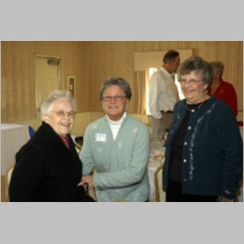 101 Alberta Hilding, Dottie Barnas, Frances Keinz.jpg